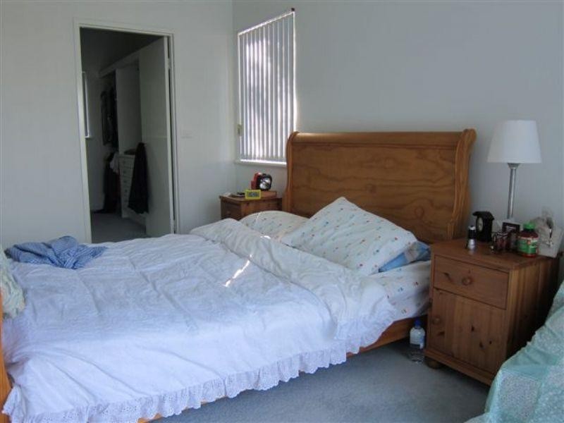 16 Echo Road, Kalamunda WA 6076