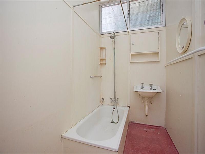 10 Wyuna Crescent, Lesmurdie WA 6076