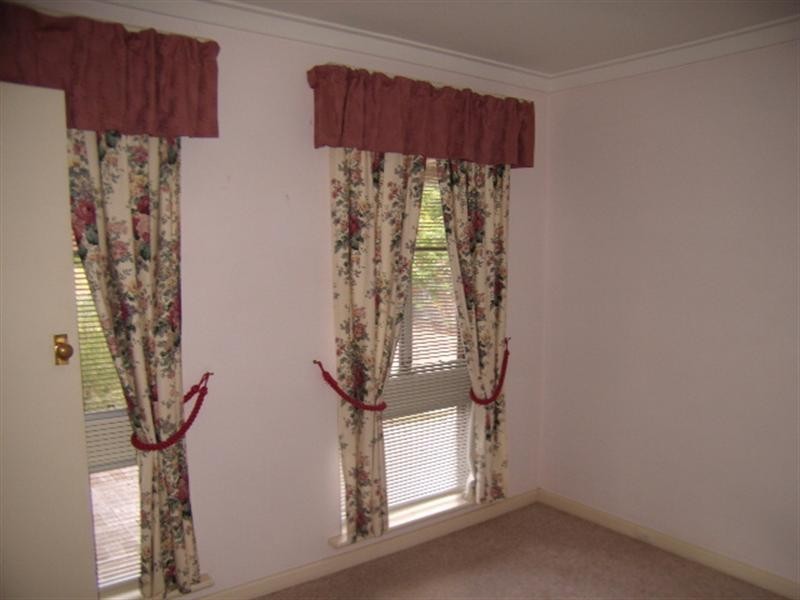 36 Hunter Drive, Lesmurdie WA 6076