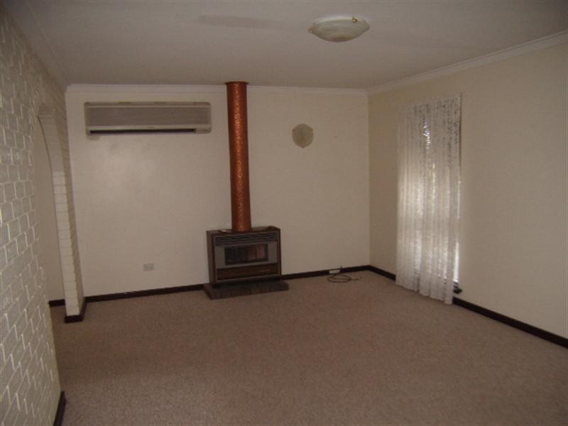 36 Hunter Drive, Lesmurdie WA 6076