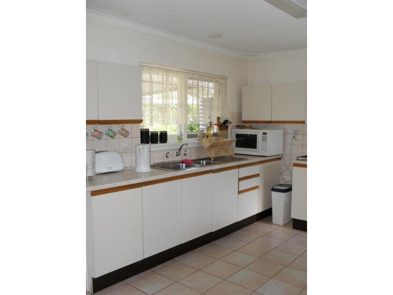 30 Parke Road, Gooseberry Hill WA 6076