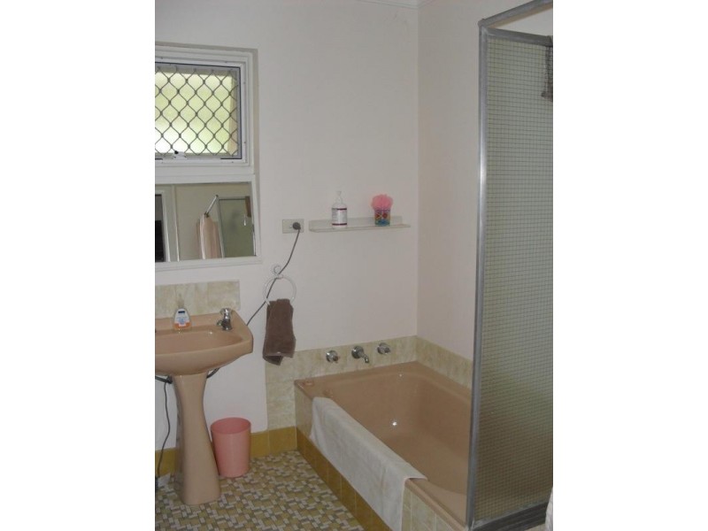 30 Parke Road, Gooseberry Hill WA 6076