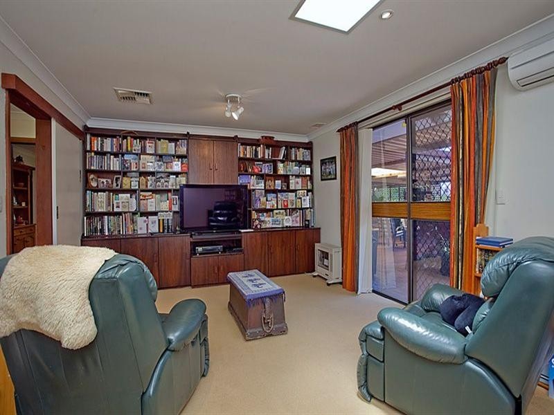 9 Kadina Road, Gooseberry Hill WA 6076