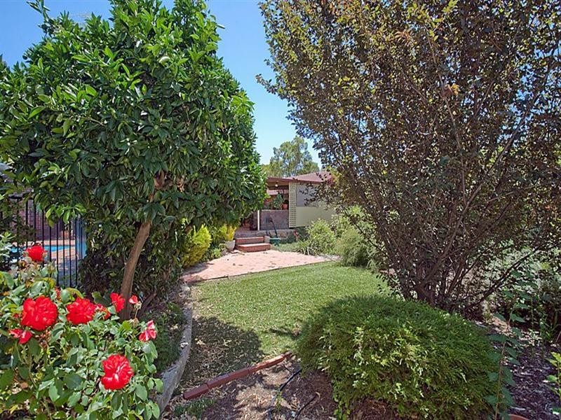 9 Kadina Road, Gooseberry Hill WA 6076