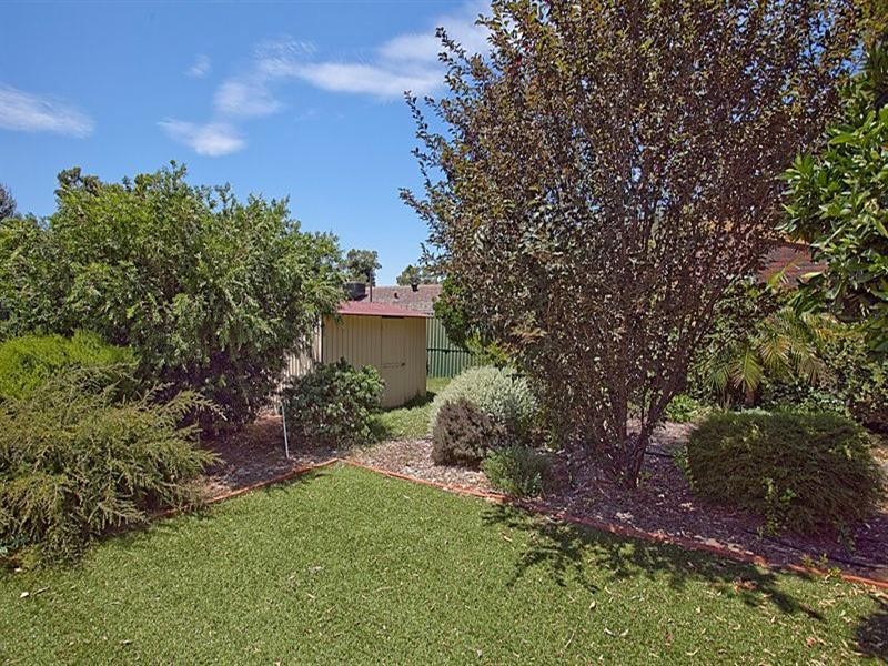 9 Kadina Road, Gooseberry Hill WA 6076