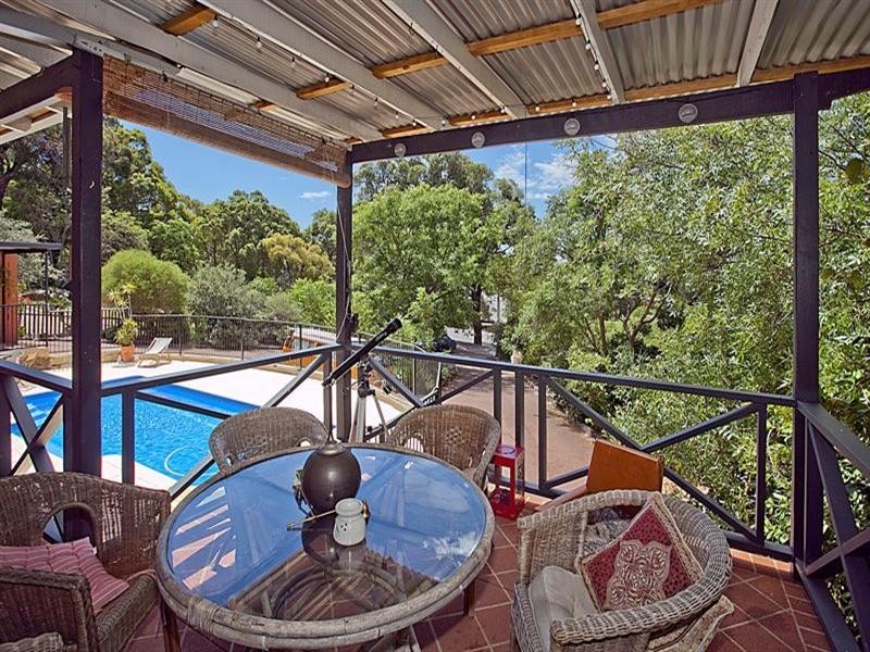 20 Mundaring Weir Road, Kalamunda WA 6076