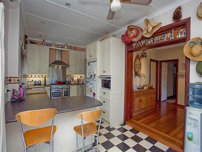 20 Mundaring Weir Road, Kalamunda WA 6076