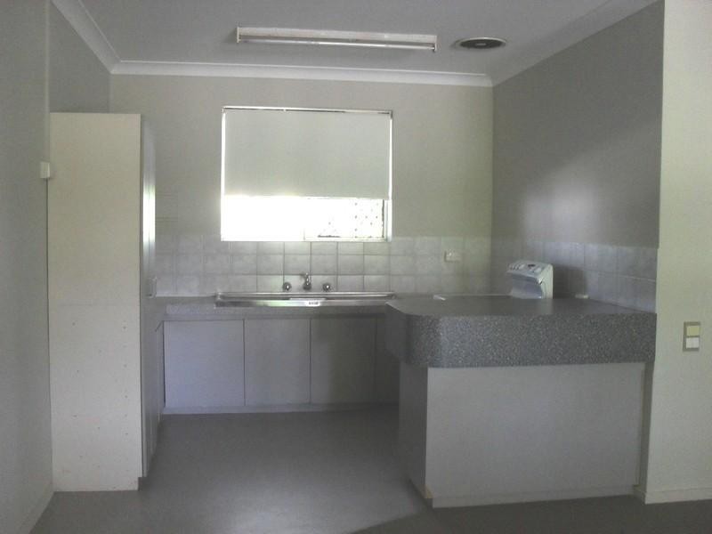 41 Yorna Road, Kalamunda WA 6076