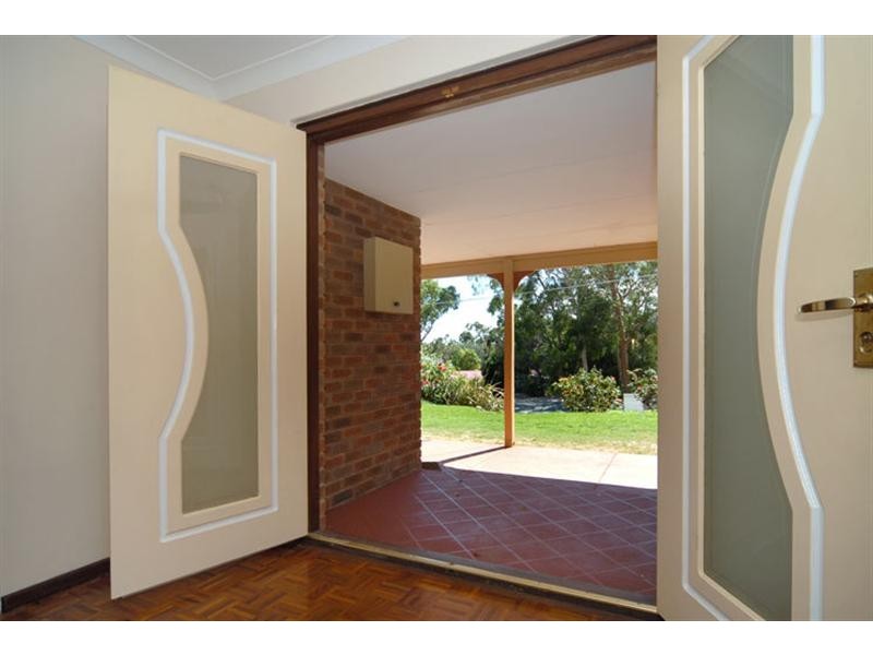 19 Snowball Road, Kalamunda WA 6076