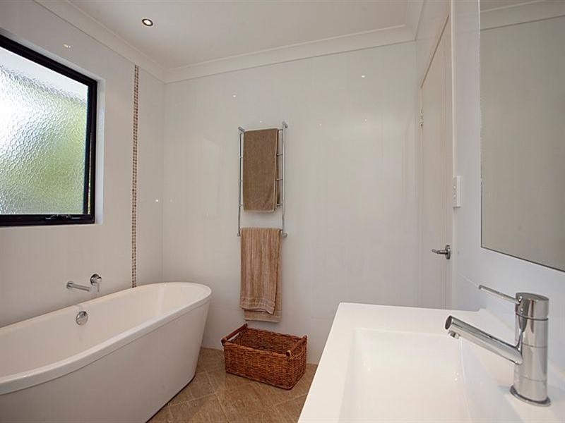 40 Valley Road, Kalamunda WA 6076