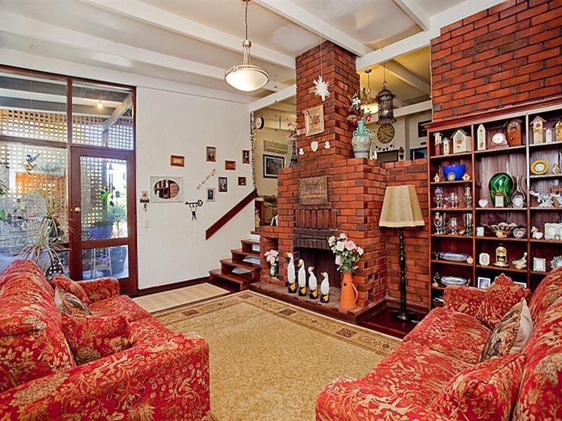 112 Mundaring Weir Road, Kalamunda WA 6076