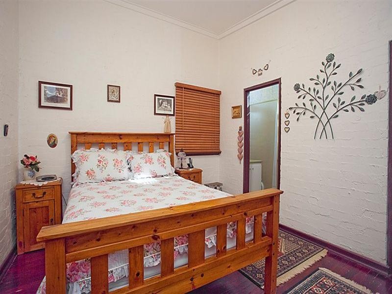 112 Mundaring Weir Road, Kalamunda WA 6076