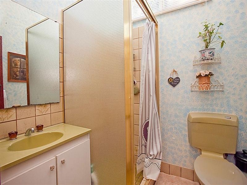 112 Mundaring Weir Road, Kalamunda WA 6076