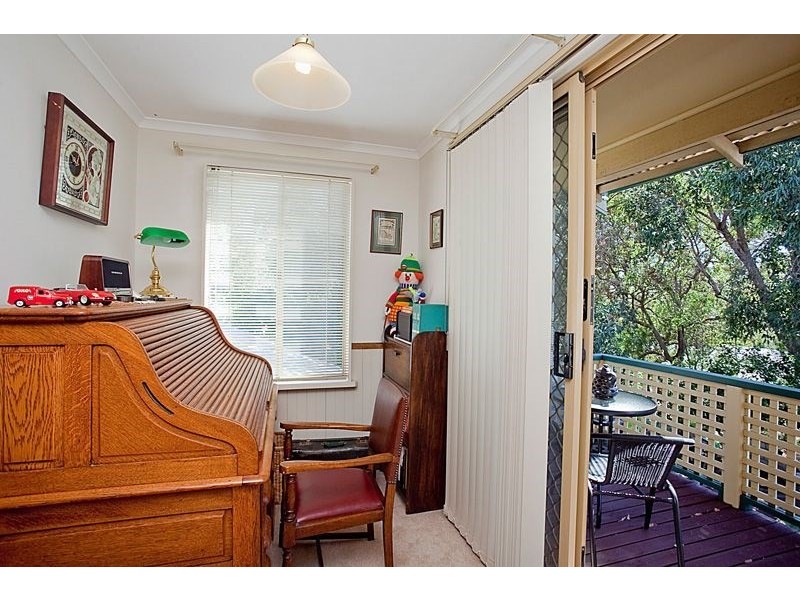 21 Valley Road, Kalamunda WA 6076