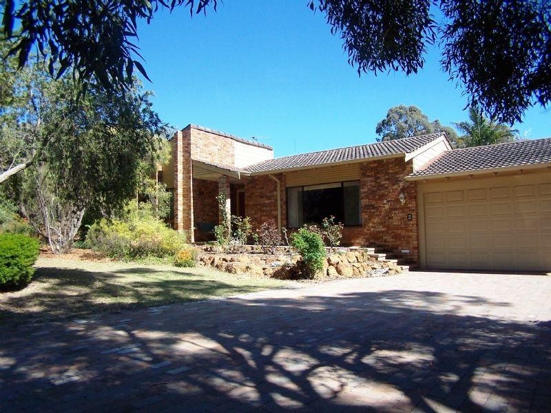 65 Chislehurst Road, Lesmurdie WA 6076