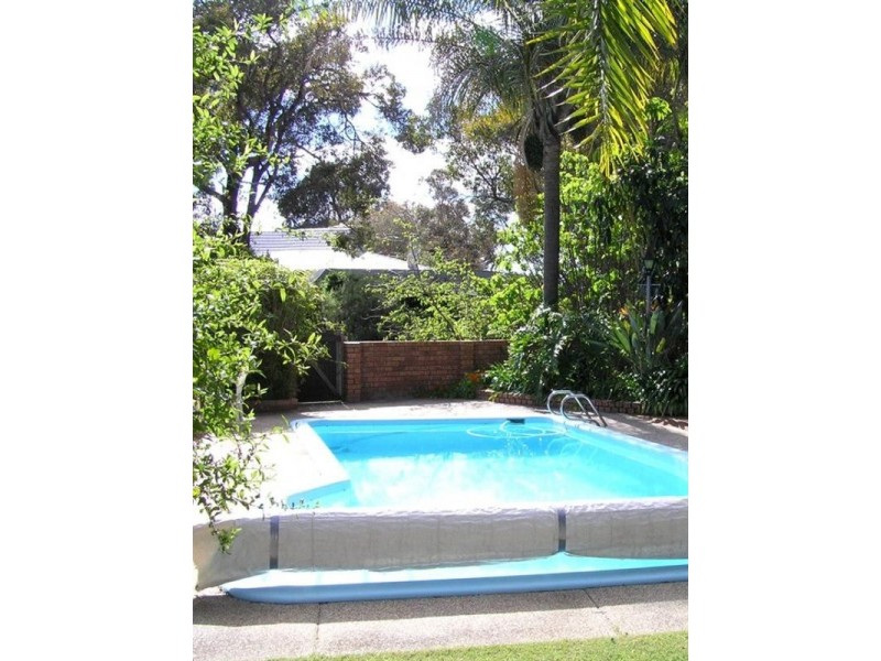 65 Chislehurst Road, Lesmurdie WA 6076