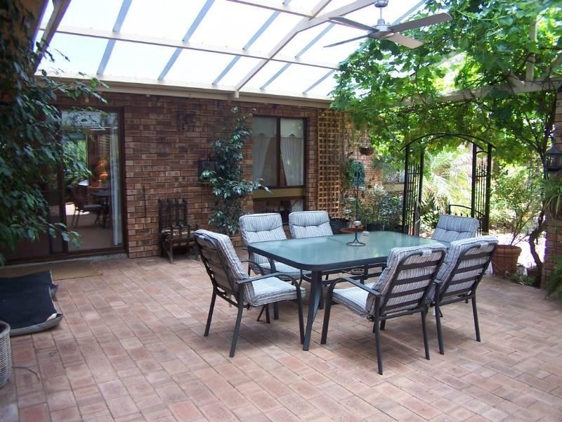 65 Chislehurst Road, Lesmurdie WA 6076