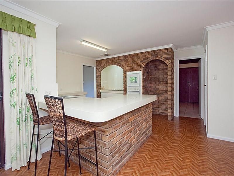 70 Chislehurst Road, Lesmurdie WA 6076