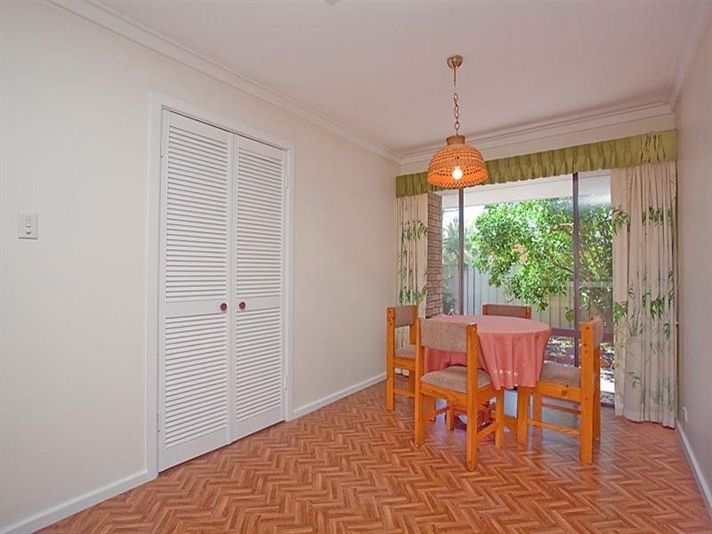 70 Chislehurst Road, Lesmurdie WA 6076