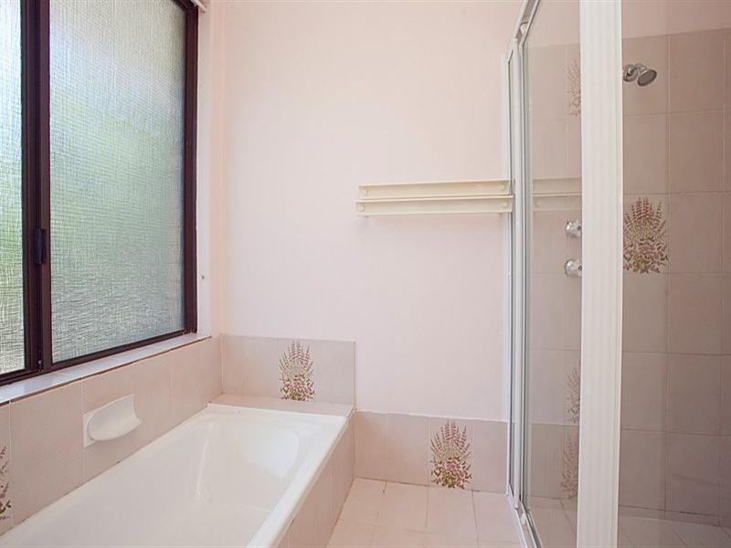 70 Chislehurst Road, Lesmurdie WA 6076