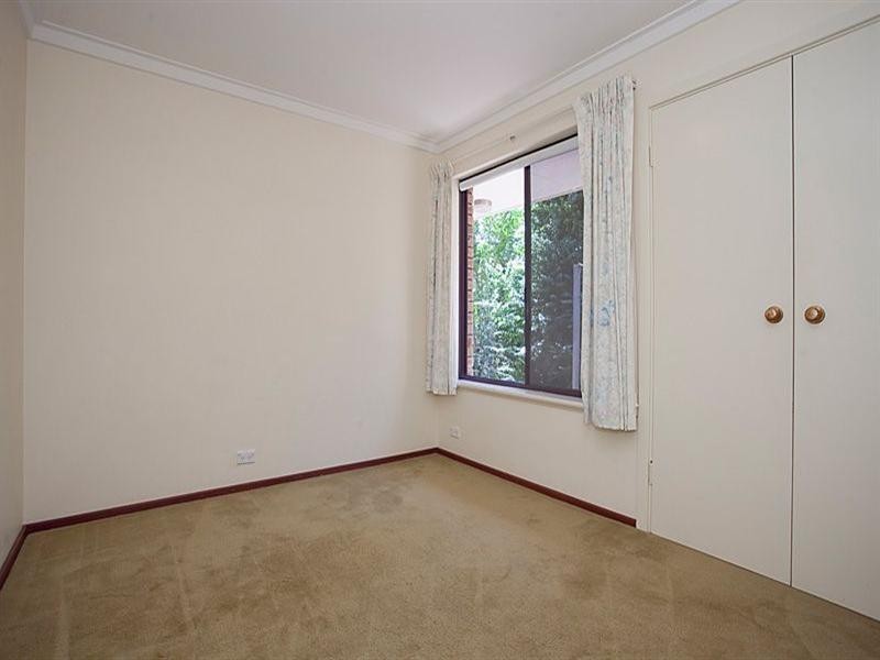 70 Chislehurst Road, Lesmurdie WA 6076