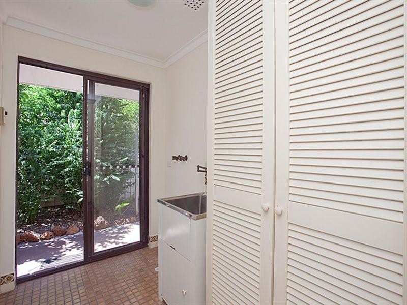 70 Chislehurst Road, Lesmurdie WA 6076