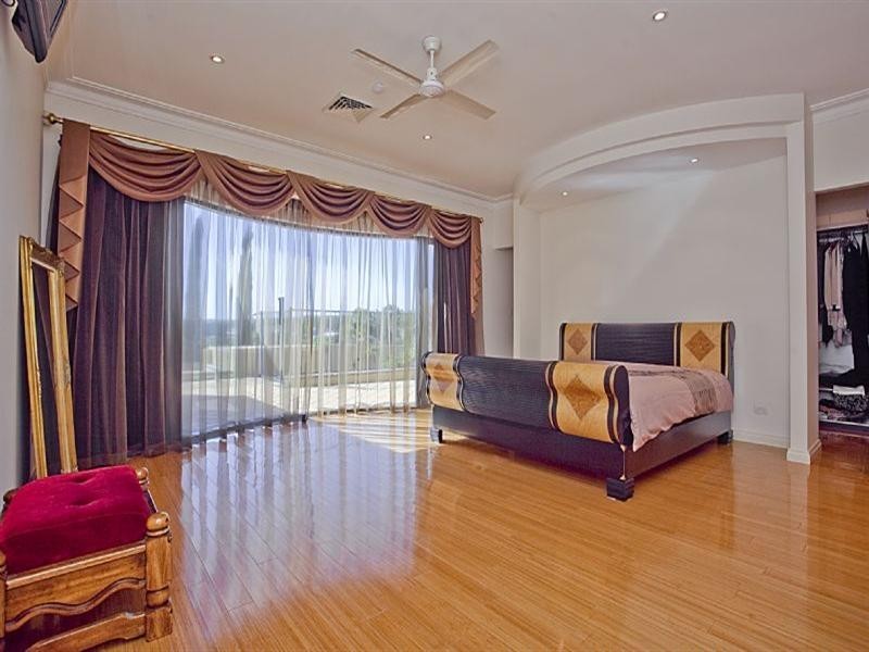 16 Weston Road, Pickering Brook WA 6076