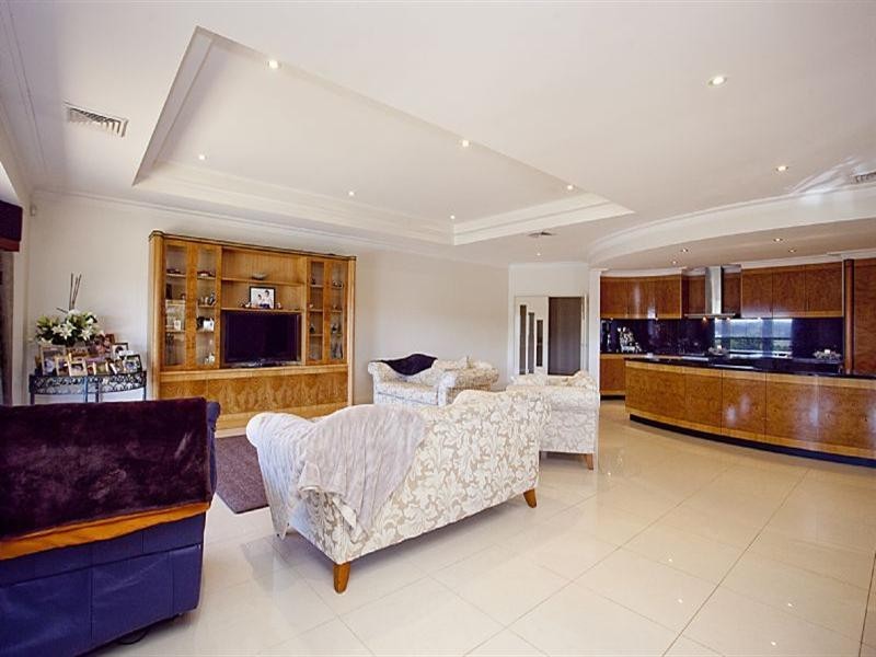 16 Weston Road, Pickering Brook WA 6076