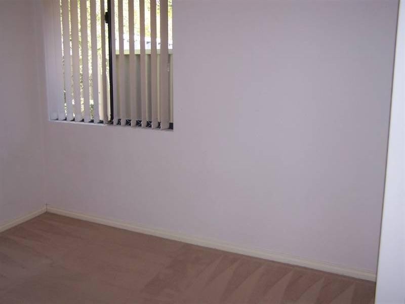 Unit 2/380 The Strand, Dianella WA 6059