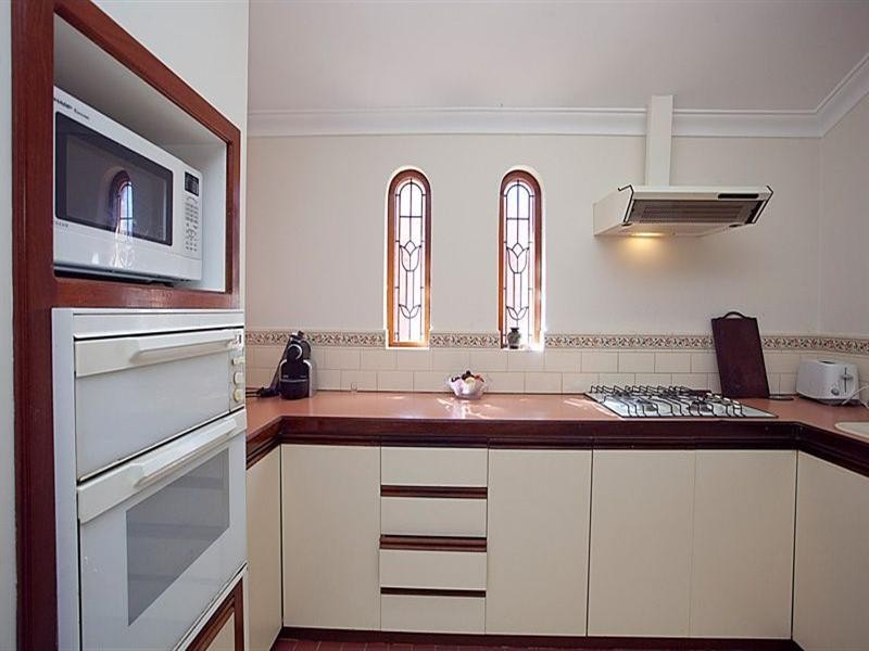 3/27 Central Road, Kalamunda WA 6076