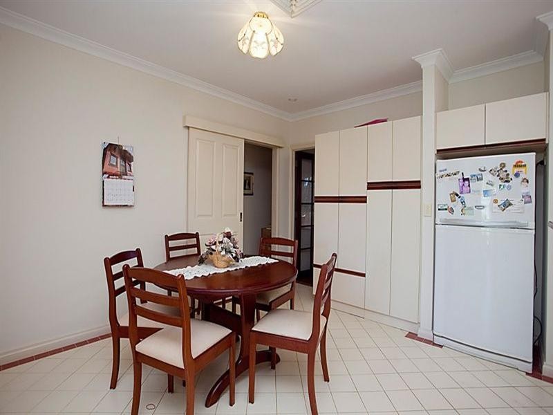 3/27 Central Road, Kalamunda WA 6076