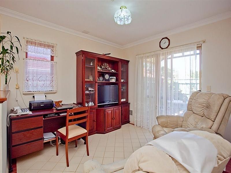 3/27 Central Road, Kalamunda WA 6076