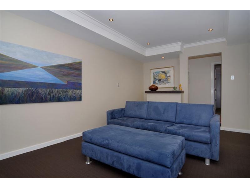 49 Kadina Road, Gooseberry Hill WA 6076