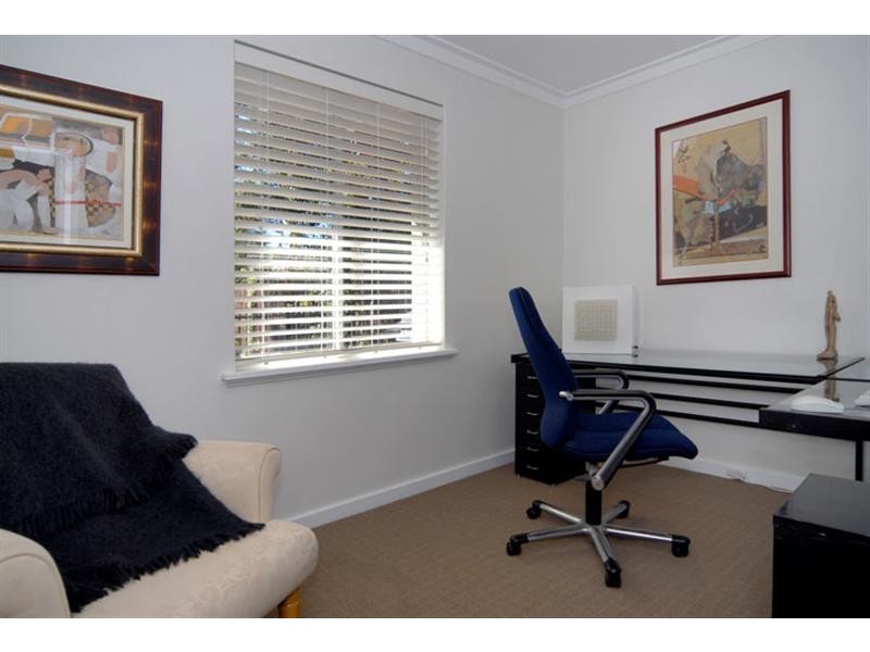 49 Kadina Road, Gooseberry Hill WA 6076