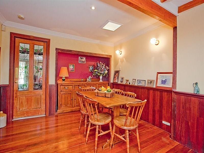 6 Parke Road, Gooseberry Hill WA 6076