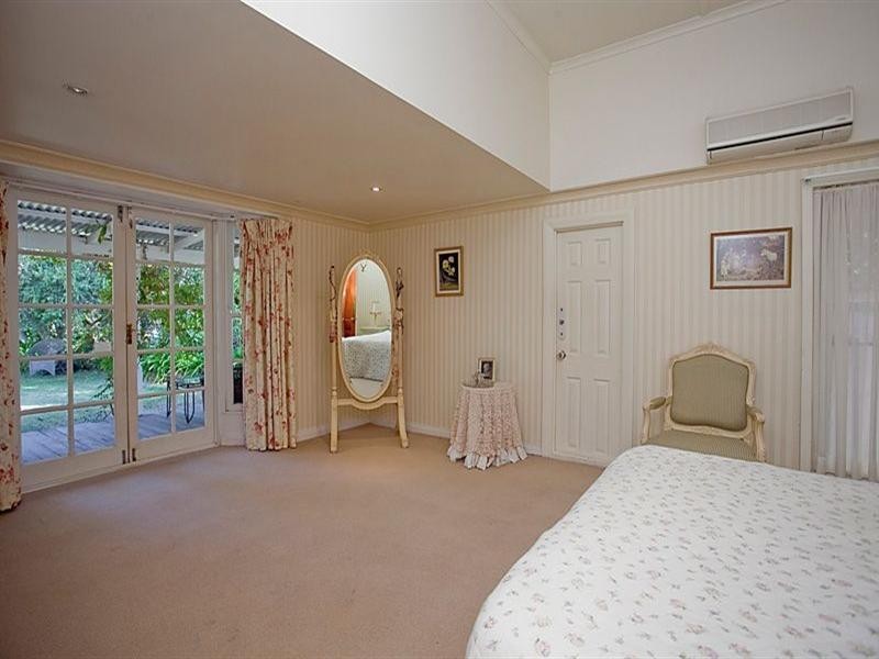 6 Parke Road, Gooseberry Hill WA 6076