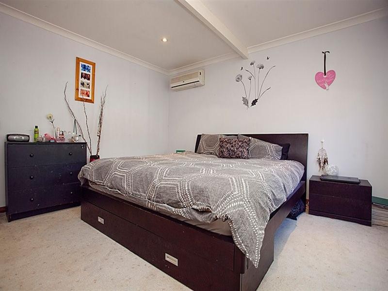 6 Parke Road, Gooseberry Hill WA 6076