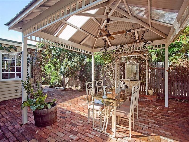 6 Parke Road, Gooseberry Hill WA 6076