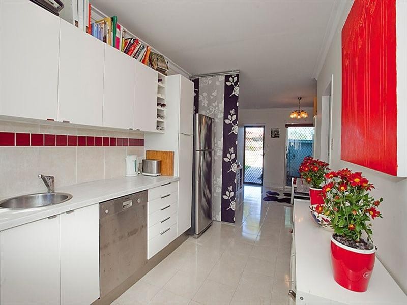 Unit 2/126 Stoneham Street, Tuart Hill WA 6060