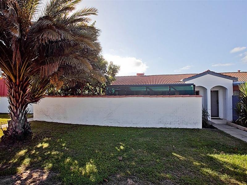 Unit 2/126 Stoneham Street, Tuart Hill WA 6060