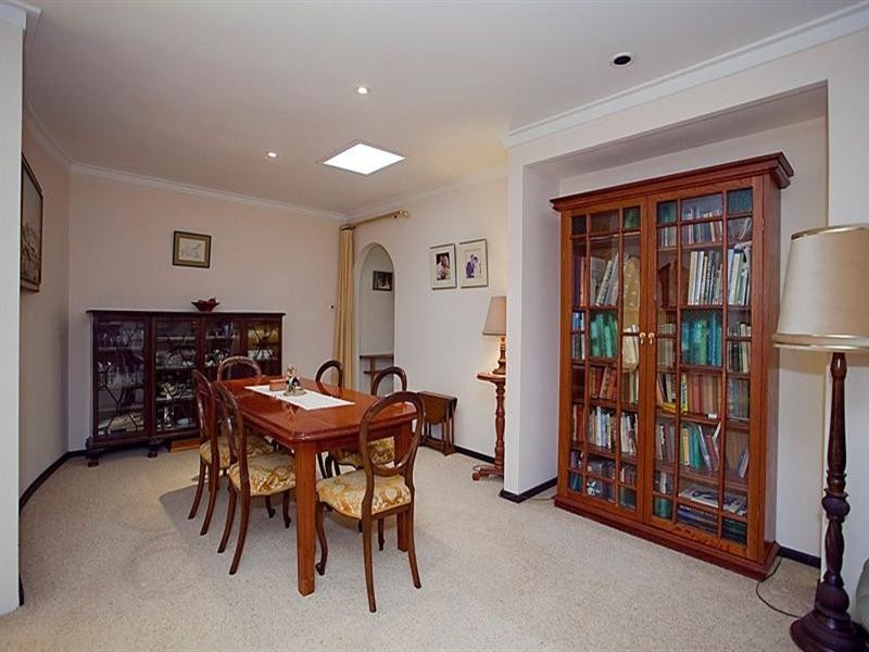 18 Cook Place, Lesmurdie WA 6076