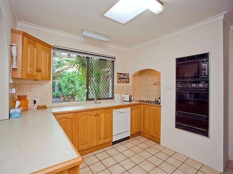 18 Cook Place, Lesmurdie WA 6076