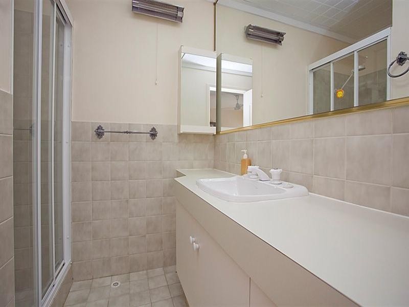 18 Cook Place, Lesmurdie WA 6076