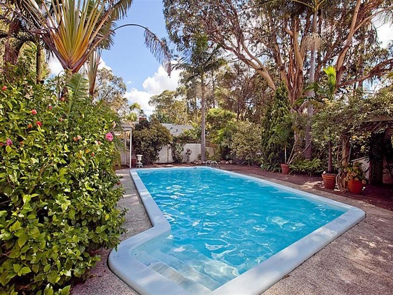 18 Cook Place, Lesmurdie WA 6076