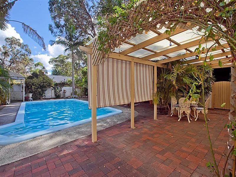 18 Cook Place, Lesmurdie WA 6076