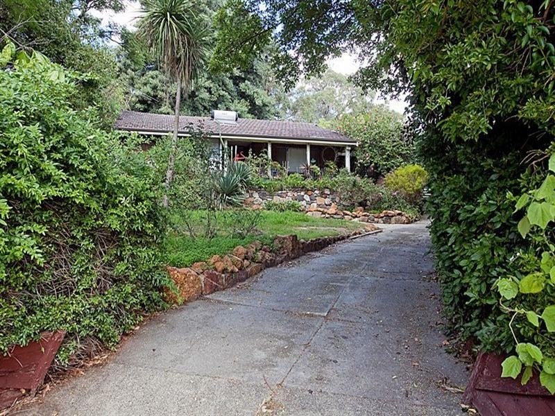 5 Kalamunda Road, Kalamunda WA 6076