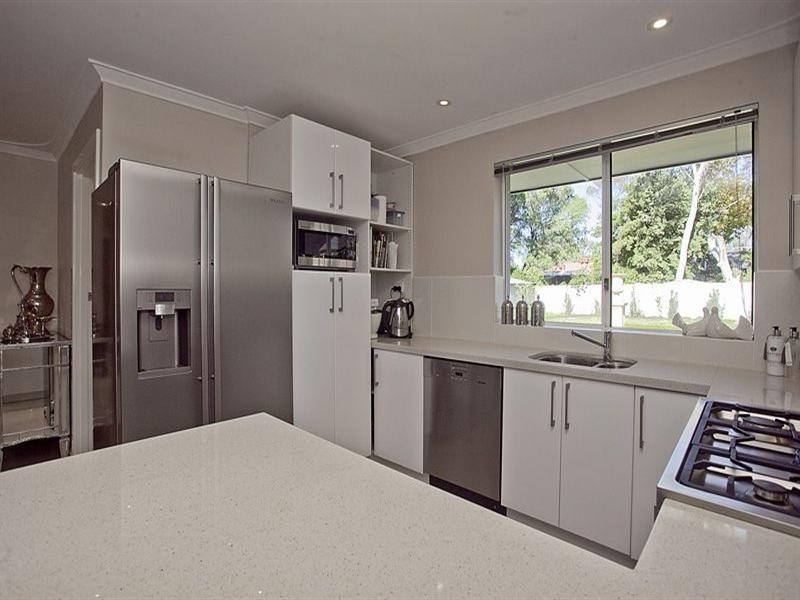 5 Sisely Road, Gooseberry Hill WA 6076