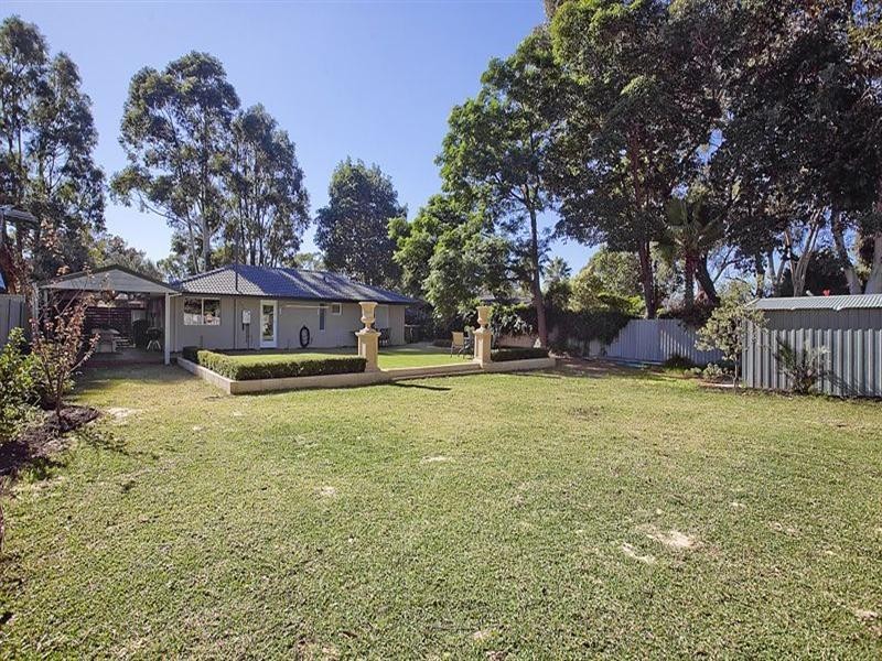 5 Sisely Road, Gooseberry Hill WA 6076