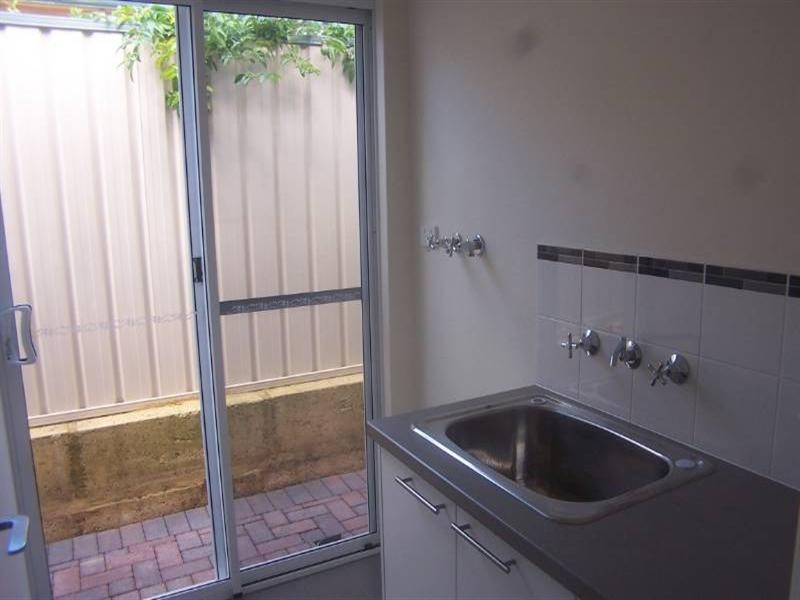 Unit 5/31 Boonooloo, Kalamunda WA 6076