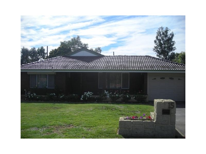 15 Scenic Drive, Maida Vale WA 6057